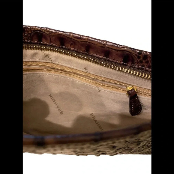 Vintage Brahmin Wristlet Clutch - Picture 5 of 7